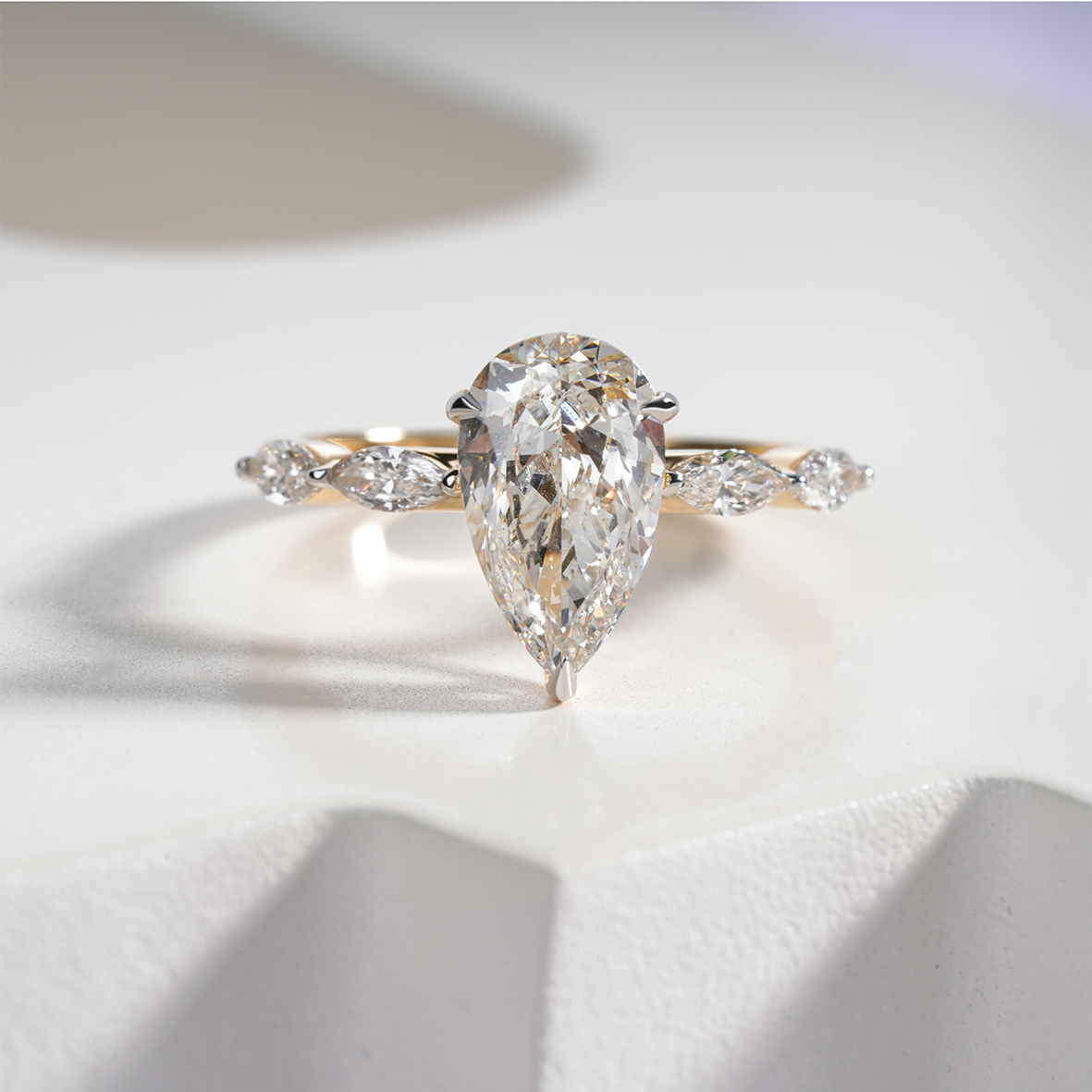 Pear Engagement Rings