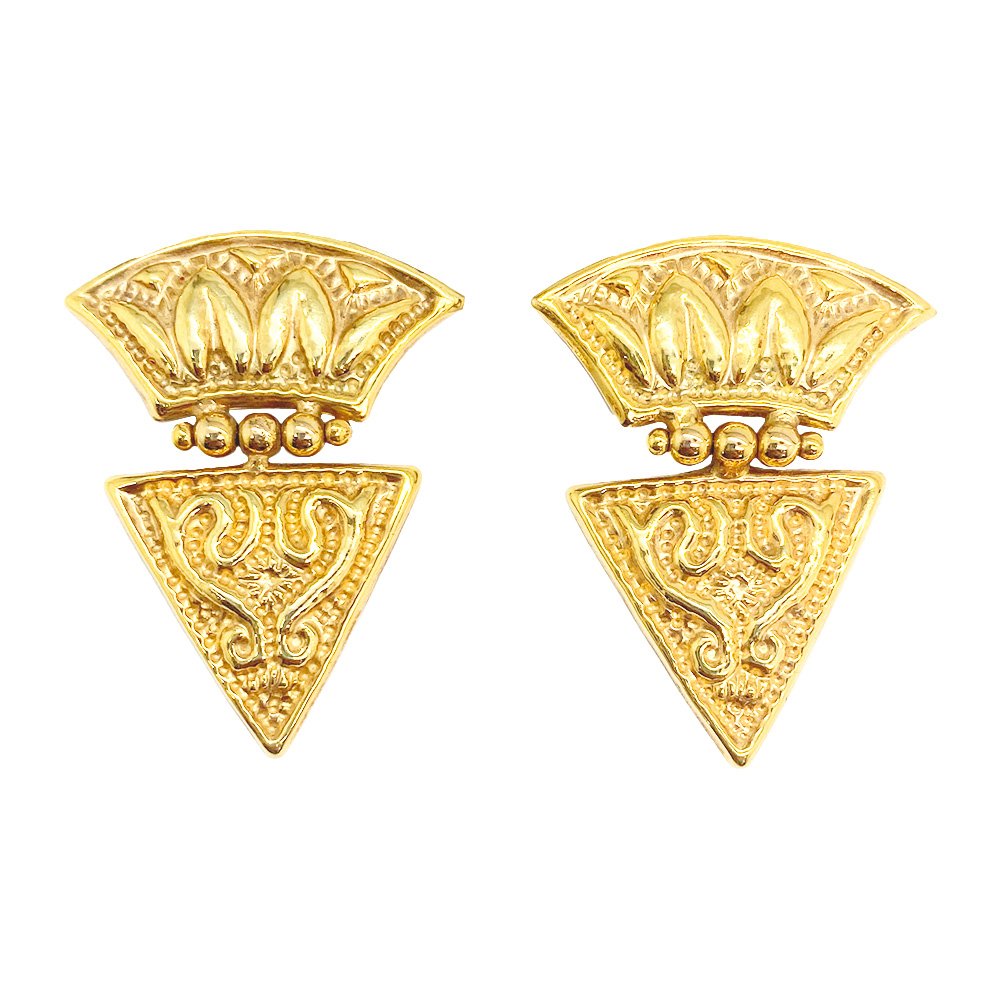 Gold earrings with a triangular shape and a geometric design, reminiscent of ancient Byzantine jewelry.