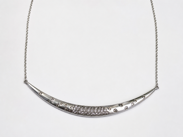 14K White Gold Moissanite Curved Bar Necklace