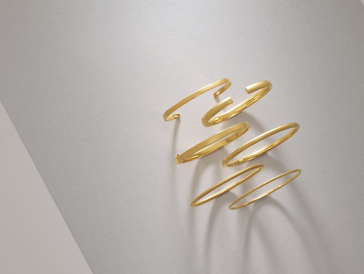 22K Yellow Gold Parallel Textured Bangle