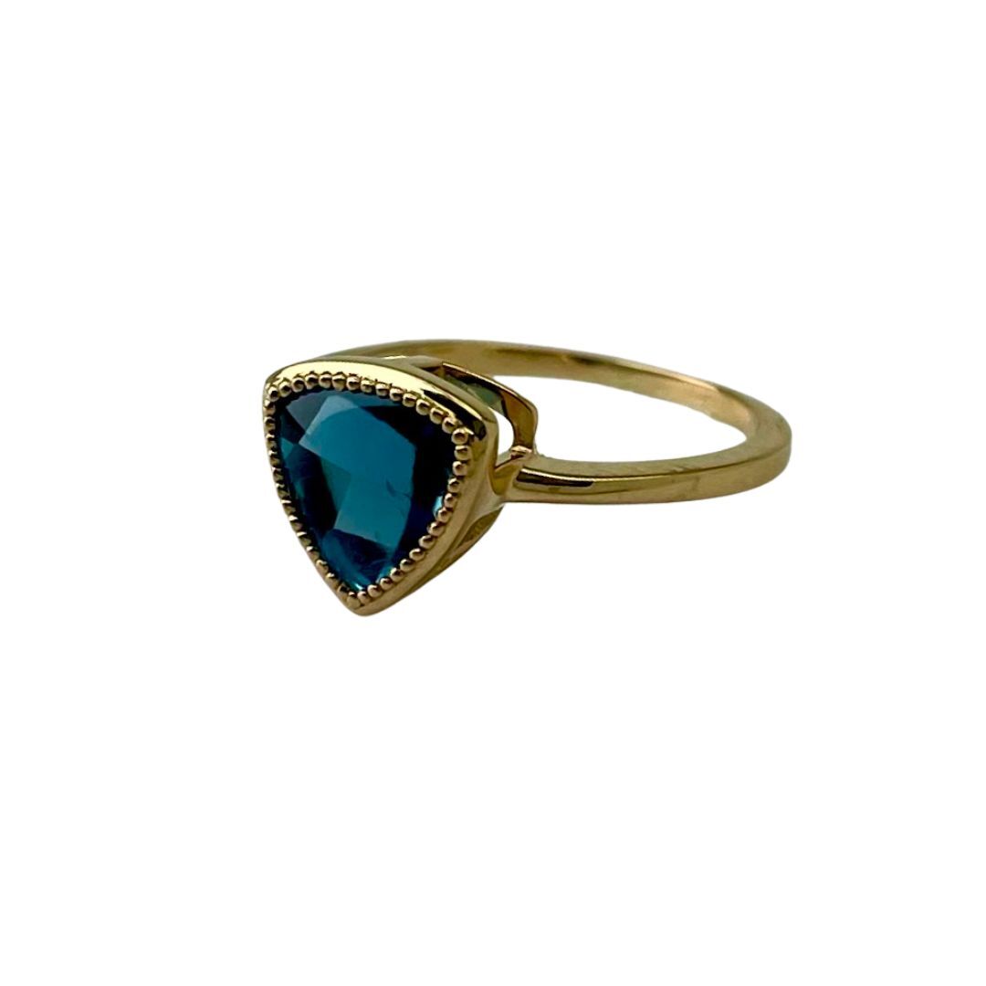 Blue Topaz (2.53ctw) Solitare Ring 14kt